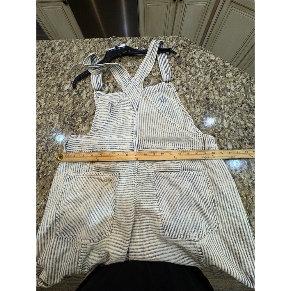 Free People Ziggy Denim Shortalls in a striped "Find Your Way Back" wash Size XL - Picture 5 of 7